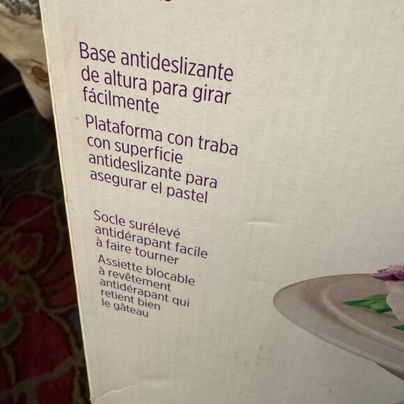 Wilton Trim-N-Turn Ultra Cake Decorating Turntable / Cake Decorating Stand NEW I - Picture 4 of 9